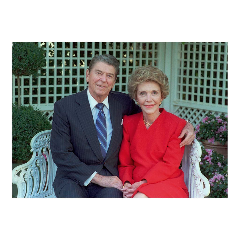 President Ronald Reagan and Nancy Reagan pose on the White House grounds Jigsaw Puzzle
