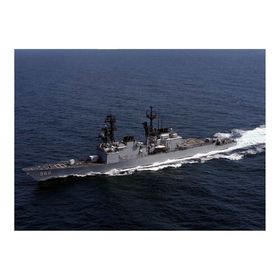 Destroyer USS Hewitt (DD 966) Underway Jigsaw Puzzle