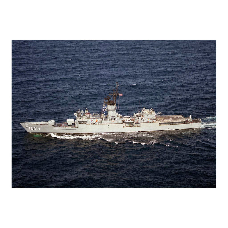 Frigate USS Pharris (FF 1094) Underway During Fleet Week New York Jigsaw Puzzle