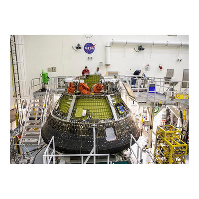 Inspection of the Orion Spacecraft After Artemis Flight Jigsaw Puzzle